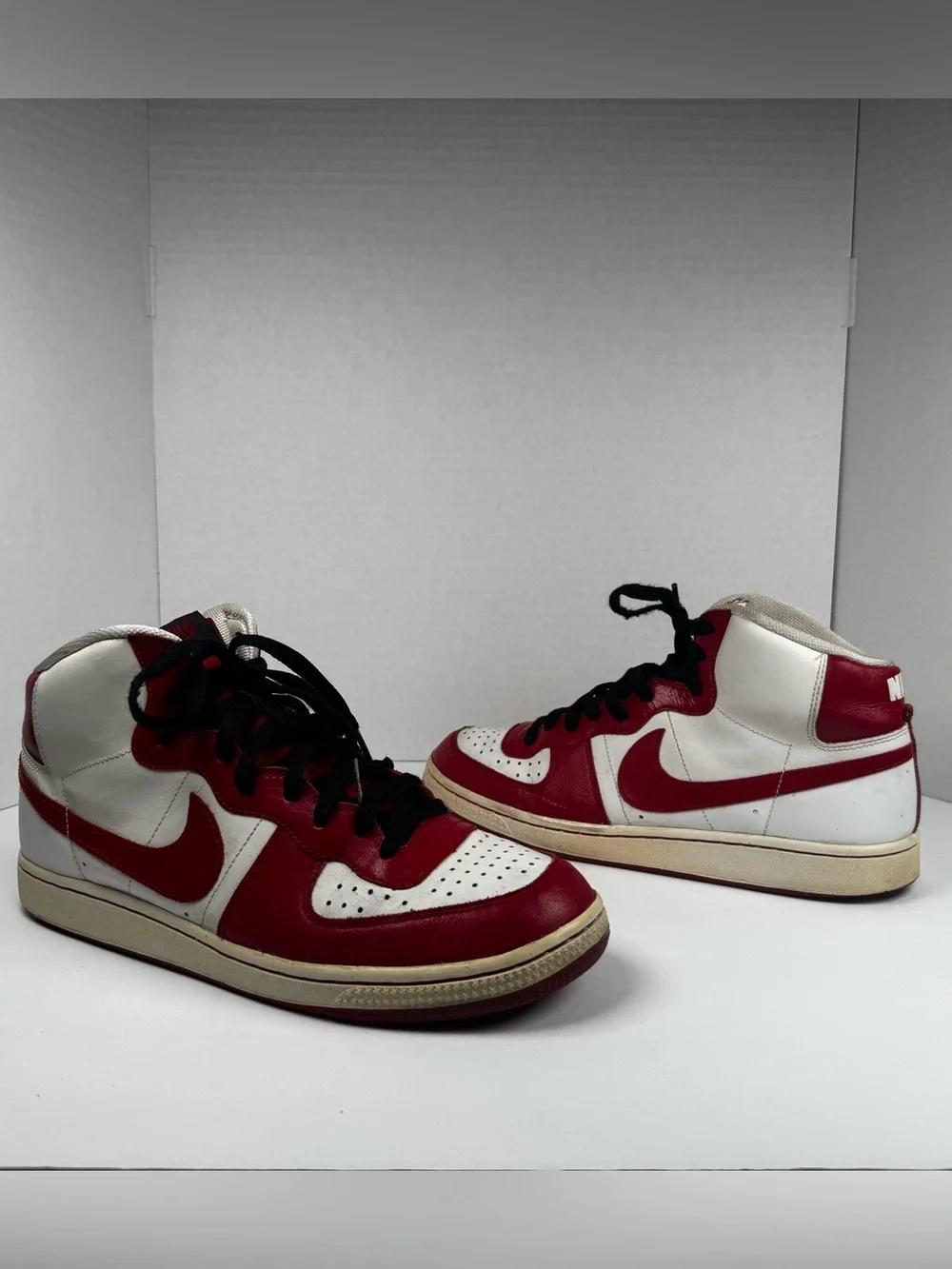 Nike Legend Mid Dunk Mens 10.5 Shoes 11/2008 Varsity Red White Black 312311-100